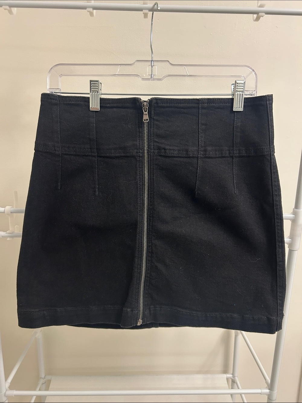 thirty-one Black Front-Zip Mini Skirt